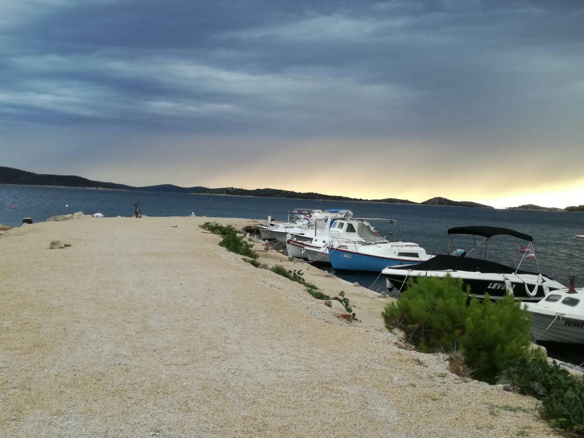 Apartmani Irina Vodice Luaran gambar