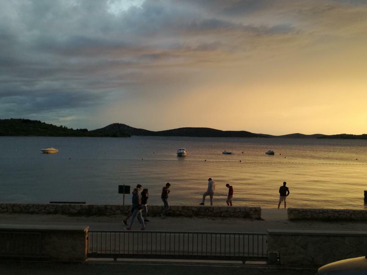 Apartmani Irina Vodice Luaran gambar